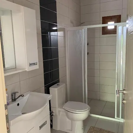 Gumusluk Koyunbabada Denize Sifir Ev Lägenhet *